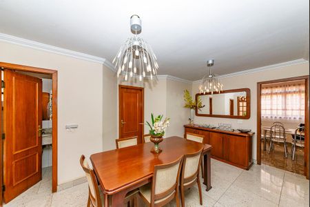 Casa para alugar com 389m², 5 quartos e 2 vagasSala 2