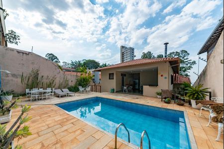 Casa para alugar com 389m², 5 quartos e 2 vagasPiscina