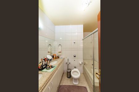 Casa para alugar com 389m², 5 quartos e 2 vagasBanheiro da Suíte 1