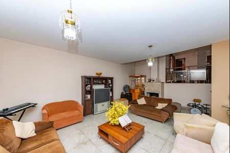 Casa à venda com 389m², 5 quartos e 2 vagasSala 1