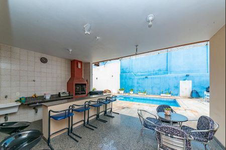 Casa para alugar com 389m², 5 quartos e 2 vagasÁrea gourmet