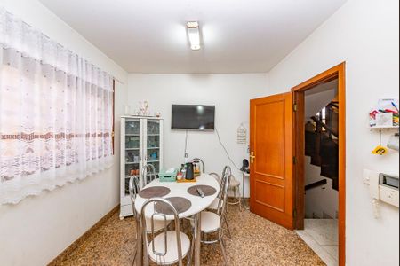 Casa para alugar com 389m², 5 quartos e 2 vagasCozinha