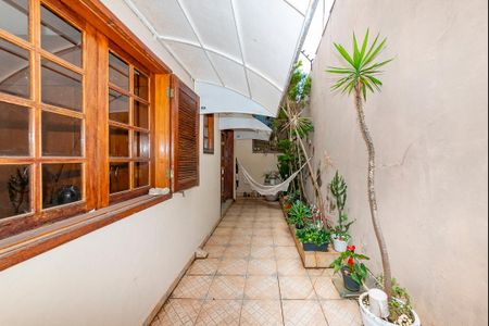 Casa para alugar com 389m², 5 quartos e 2 vagasQuintal