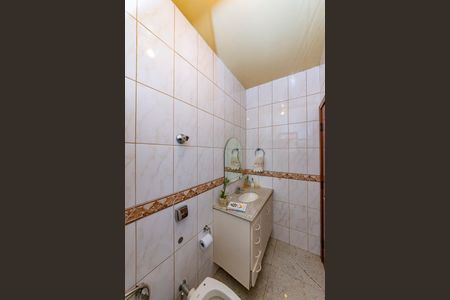 Casa para alugar com 389m², 5 quartos e 2 vagasBanheiro da Suíte 3