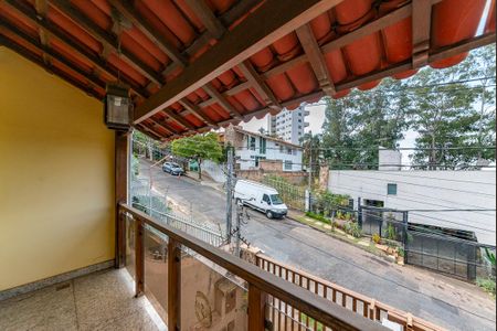 Casa para alugar com 389m², 5 quartos e 2 vagasVaranda da Suíte 1