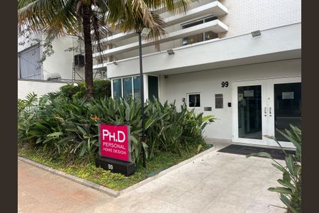 Apartamento à venda com 46m², 1 quarto e 1 vaga Apartamento à venda com 46m², 1 quarto e 1 vagaFachada do Prédio