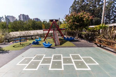 Apartamento à venda com 110m², 2 quartos e 2 vagasÁrea comum - Playground