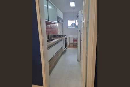 Apartamento à venda com 110m², 2 quartos e 2 vagas Apartamento à venda com 110m², 2 quartos e 2 vagasCozinha