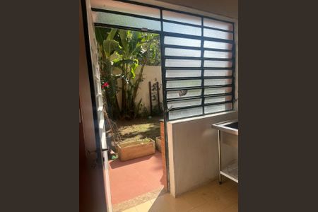 Casa à venda com 210m², 4 quartos e 3 vagas Casa à venda com 210m², 4 quartos e 3 vagasFoto 35