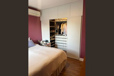 Casa à venda com 210m², 4 quartos e 3 vagas Casa à venda com 210m², 4 quartos e 3 vagasFoto 55