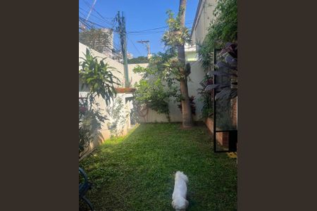 Casa à venda com 210m², 4 quartos e 3 vagas Casa à venda com 210m², 4 quartos e 3 vagasFoto 32