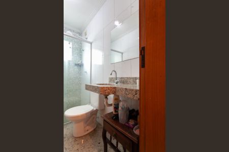 Apartamento à venda com 65m², 3 quartos e 2 vagas Apartamento à venda com 65m², 3 quartos e 2 vagasBanheiro Social