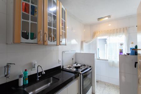 Apartamento à venda com 65m², 3 quartos e 2 vagas Apartamento à venda com 65m², 3 quartos e 2 vagasCozinha