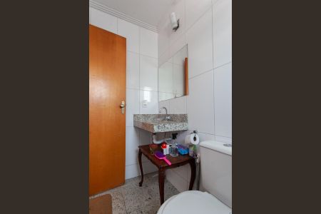 Apartamento à venda com 65m², 3 quartos e 2 vagas Apartamento à venda com 65m², 3 quartos e 2 vagasBanheiro da Suíte