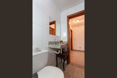 Apartamento à venda com 65m², 3 quartos e 2 vagas Apartamento à venda com 65m², 3 quartos e 2 vagasBanheiro Social