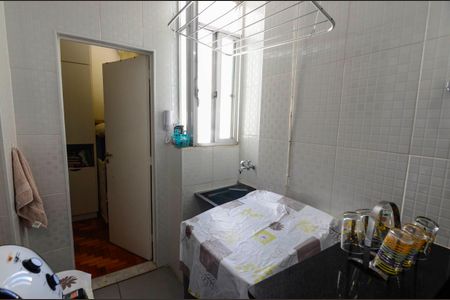 Apartamento à venda com 61m², 2 quartos e 1 vaga Apartamento à venda com 61m², 2 quartos e 1 vagaÁrea de Serviço