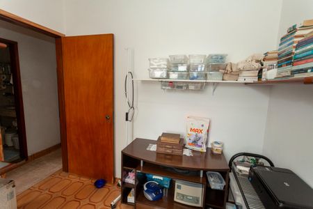 Casa à venda com 160m², 5 quartos e 4 vagasQuarto 3