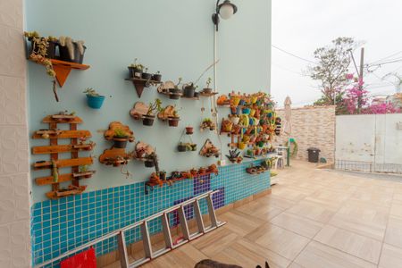 Casa à venda com 160m², 5 quartos e 4 vagasÁrea externa