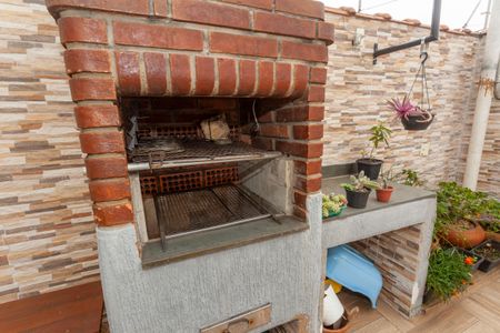 Casa à venda com 160m², 5 quartos e 4 vagasChurrasqueira