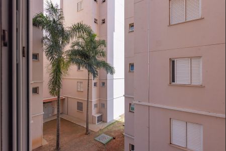 Apartamento para alugar com 76m², 3 quartos e 2 vagas Apartamento para alugar com 76m², 3 quartos e 2 vagasVista do Quarto 2