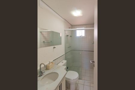 Apartamento para alugar com 76m², 3 quartos e 2 vagas Apartamento para alugar com 76m², 3 quartos e 2 vagasBanheiro da Suíte