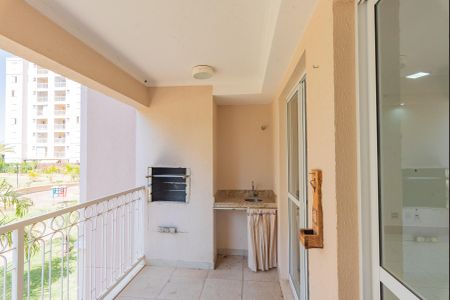 Sacada da Sala de apartamento para alugar com 3 quartos, 76m² em Jardim São Vicente, Campinas