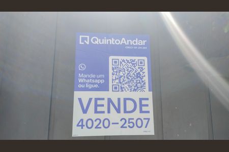 Casa à venda com 385m², 4 quartos e 7 vagas Casa à venda com 385m², 4 quartos e 7 vagasPlaquinha