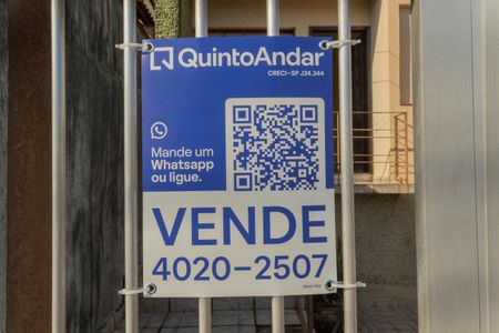 Casa à venda com 71m², 2 quartos e 2 vagas Casa à venda com 71m², 2 quartos e 2 vagasPlaca