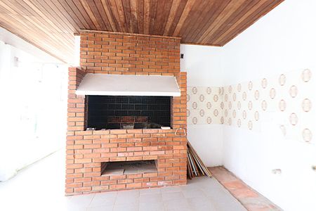 Casa à venda com 370m², 4 quartos e 2 vagasChurrasqueira