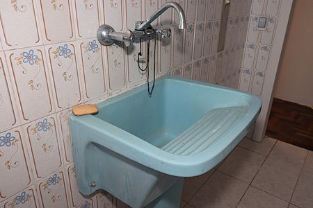 Casa à venda com 370m², 4 quartos e 2 vagasLavanderia