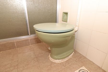 Casa à venda com 370m², 4 quartos e 2 vagasBanheiro do salão de festa