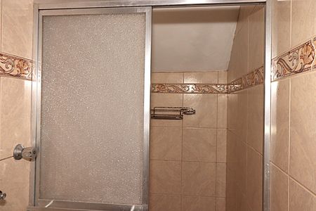 Casa à venda com 370m², 4 quartos e 2 vagasEdícula 