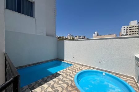 Apartamento para alugar com 98m², 3 quartos e 2 vagas Apartamento para alugar com 98m², 3 quartos e 2 vagasÁrea comum - Piscina