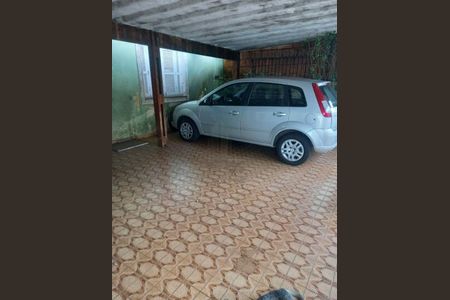 Casa à venda com 3 quartos, 260m² em Jardim Maria Estela, São Paulo