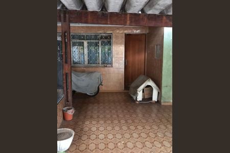 Casa à venda com 3 quartos, 260m² em Jardim Maria Estela, São Paulo