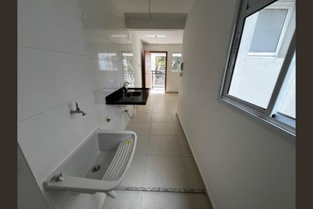 Studio à venda com 28m², 2 quartos e 1 vaga Studio à venda com 28m², 2 quartos e 1 vagaCozinha e Área de Serviço