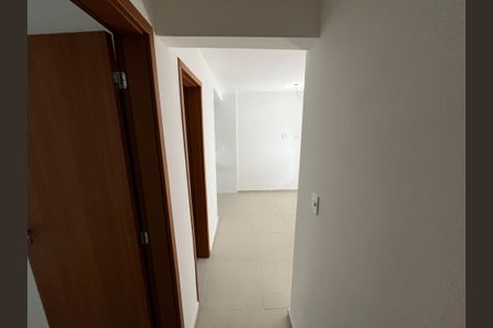 Corredor de kitnet/studio à venda com 2 quartos, 28m² em Água Fria, São Paulo