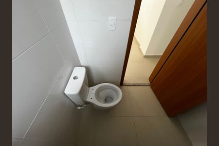 Studio à venda com 28m², 2 quartos e 1 vaga Studio à venda com 28m², 2 quartos e 1 vagaBanheiro Social