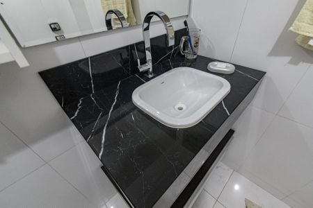 Apartamento para alugar com 48m², 1 quarto e 1 vaga Apartamento para alugar com 48m², 1 quarto e 1 vagaBanheiro