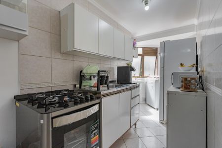 Apartamento à venda com 68m², 2 quartos e 1 vaga Apartamento à venda com 68m², 2 quartos e 1 vagaCozinha e Área de Serviço