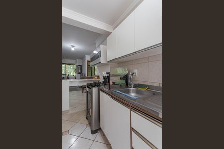 Apartamento à venda com 68m², 2 quartos e 1 vaga Apartamento à venda com 68m², 2 quartos e 1 vagaCozinha e Área de Serviço