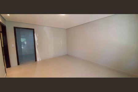 Sala de casa à venda com 3 quartos, 132m² em Novo Osasco, Osasco