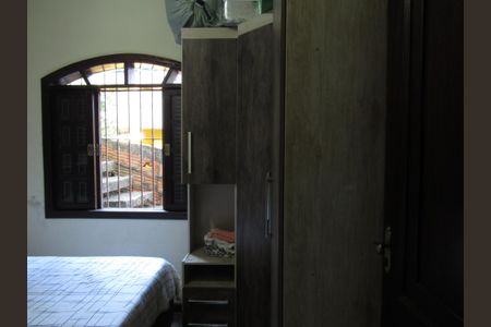 Casa para alugar com 300m², 3 quartos e 2 vagasQuarto