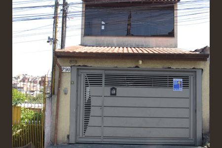 Casa para alugar com 300m², 3 quartos e 2 vagasFachada e Placa