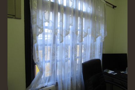 Casa para alugar com 300m², 3 quartos e 2 vagasEscritório