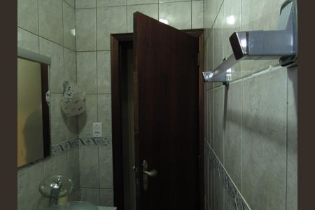 Casa para alugar com 300m², 3 quartos e 2 vagasBanheiro