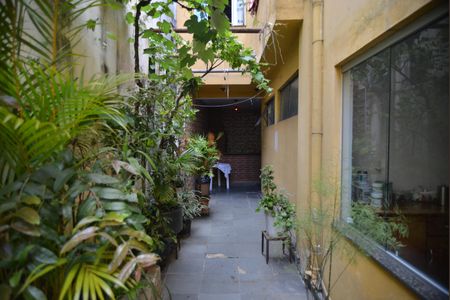 Casa à venda com 323m², 3 quartos e 4 vagasQuintal