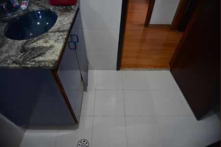 Casa à venda com 323m², 3 quartos e 4 vagasBanheiro Social