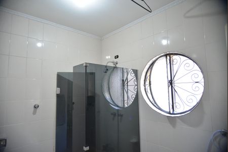 Casa à venda com 323m², 3 quartos e 4 vagasBanheiro da Suíte