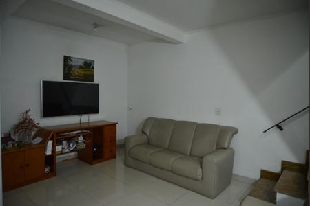 Casa à venda com 323m², 3 quartos e 4 vagasSala